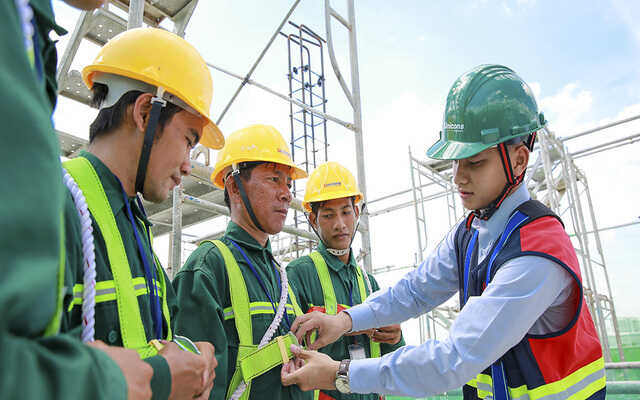 khóa học an toàn lao động/học an toàn vệ sinh lao động theo nghị định 44 Các đối tượng tham gia khóa học được phân chia thành các nhóm