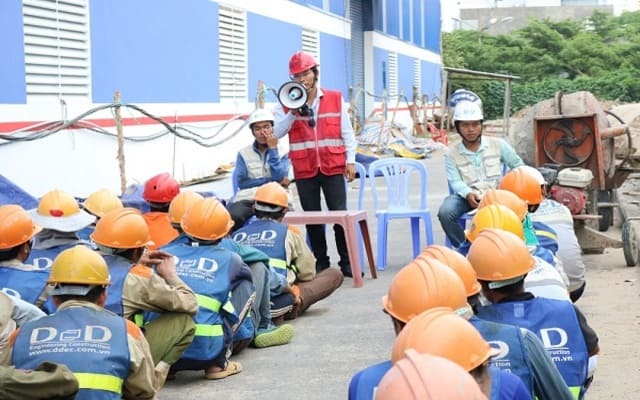 Lao động sẽ nắm bắt được đầy đủ thông tin và kiến thức về an toàn Lao động sẽ nắm bắt được đầy đủ thông tin và kiến thức về an toàn