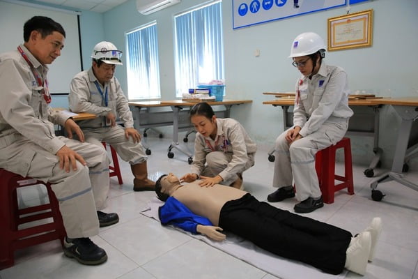 học chứng chỉ an toàn nhóm 2 – Khóa học cần thiết Học an toàn nhóm 2 - Khóa học cần thiết