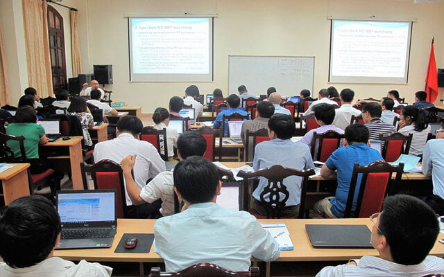 Lớp học đào tạo đấu thầu nâng cao dành cho nhiều đối tượng Lớp học đào tạo đấu thầu nâng cao dành cho nhiều đối tượng