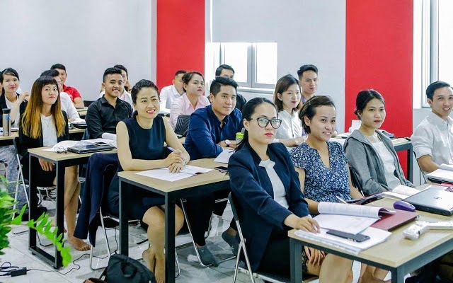 Đa dạng c&aacute;c đối tượng học tập
